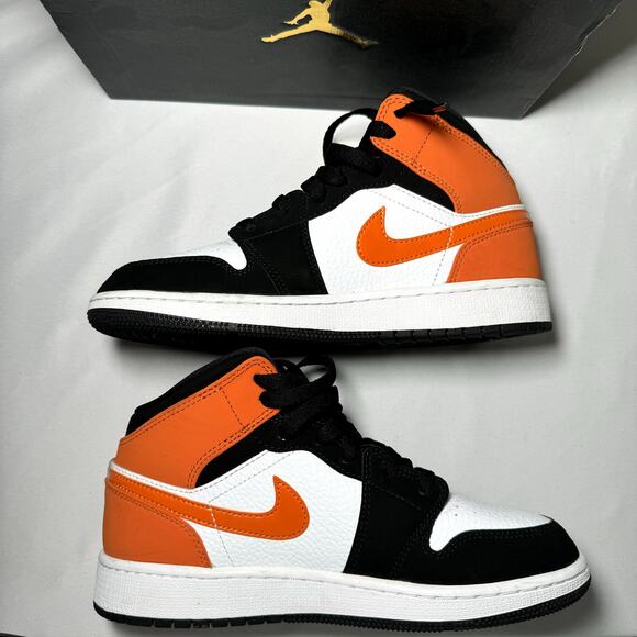 Size 5 - Air Jordan 1 Mid GS Shattered Blackboard 2019 Men's Shoes Ships Now - Picture 2 of 9